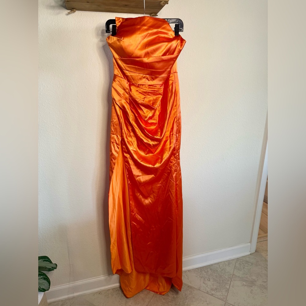 Satin amber fire Evening Gown NWT but Tie in back missing